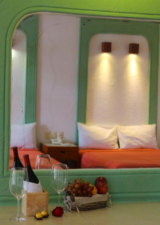 Hotel Careyes Puerto Escondido Exteriör bild